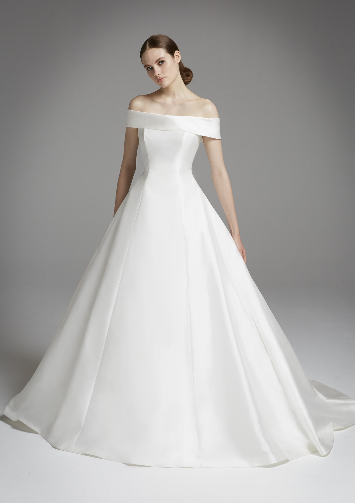 Aラインのウェディングドレス